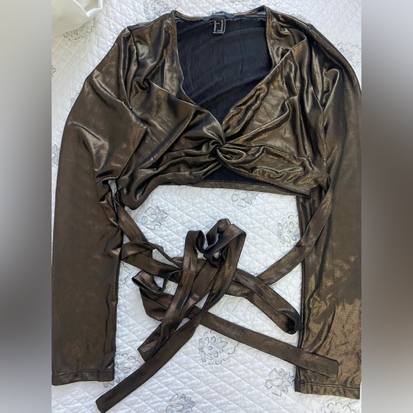 Set - Picture 2 of 3